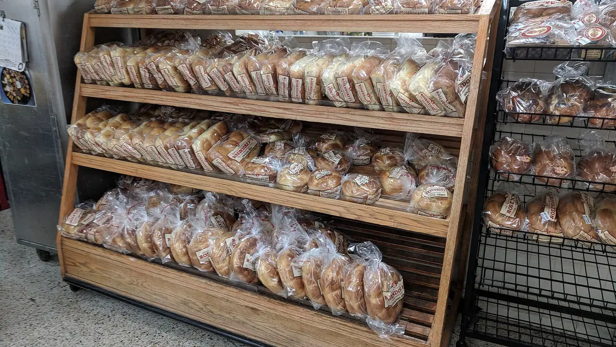 Cooplands – bakery in Newton Aycliffe town centre